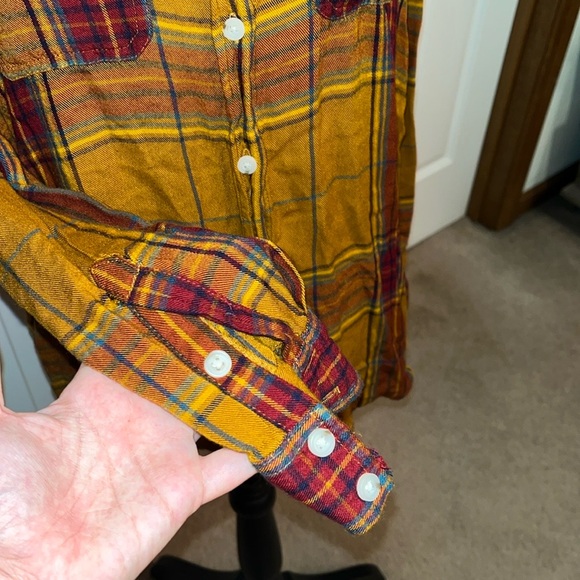 Mossimo Supply Co Plaid Button Up - Picture 5 of 10